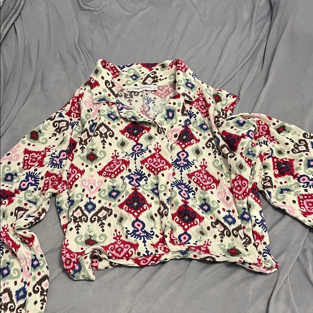 Colorful Patterned Blouse - Picture 2 of 4